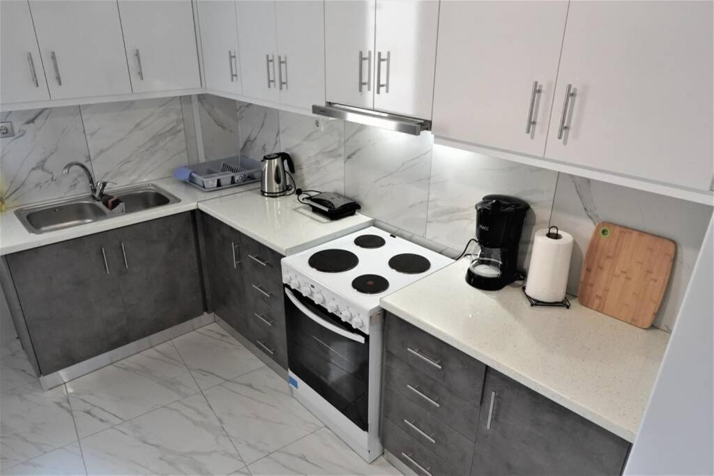 Athens Central 3Bd Apartment Next To Metro Luxury المظهر الخارجي الصورة