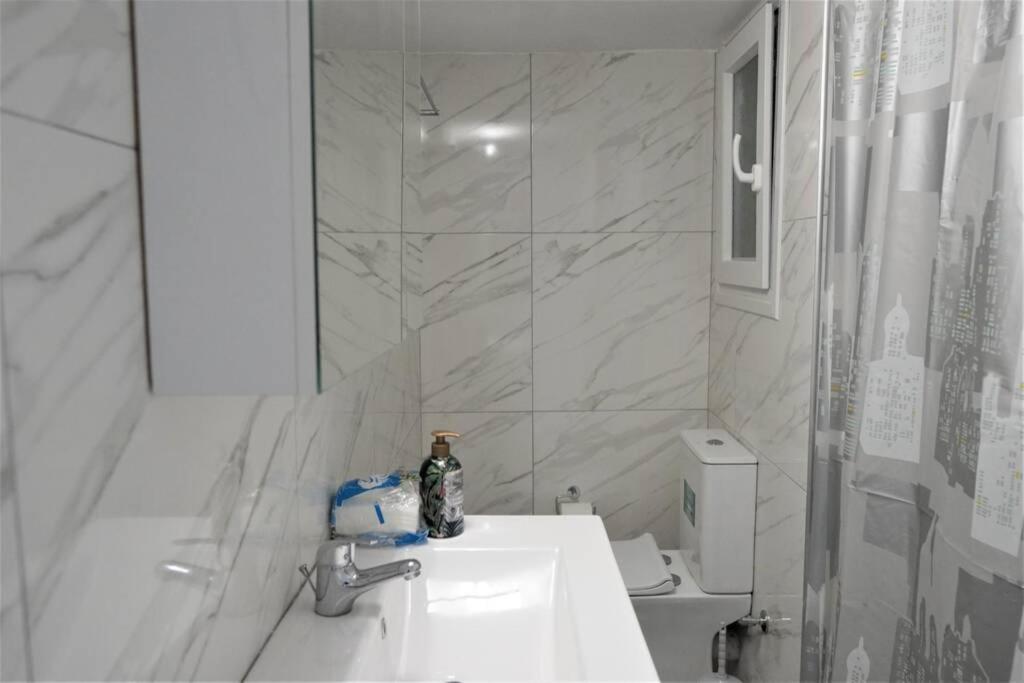 Athens Central 3Bd Apartment Next To Metro Luxury المظهر الخارجي الصورة