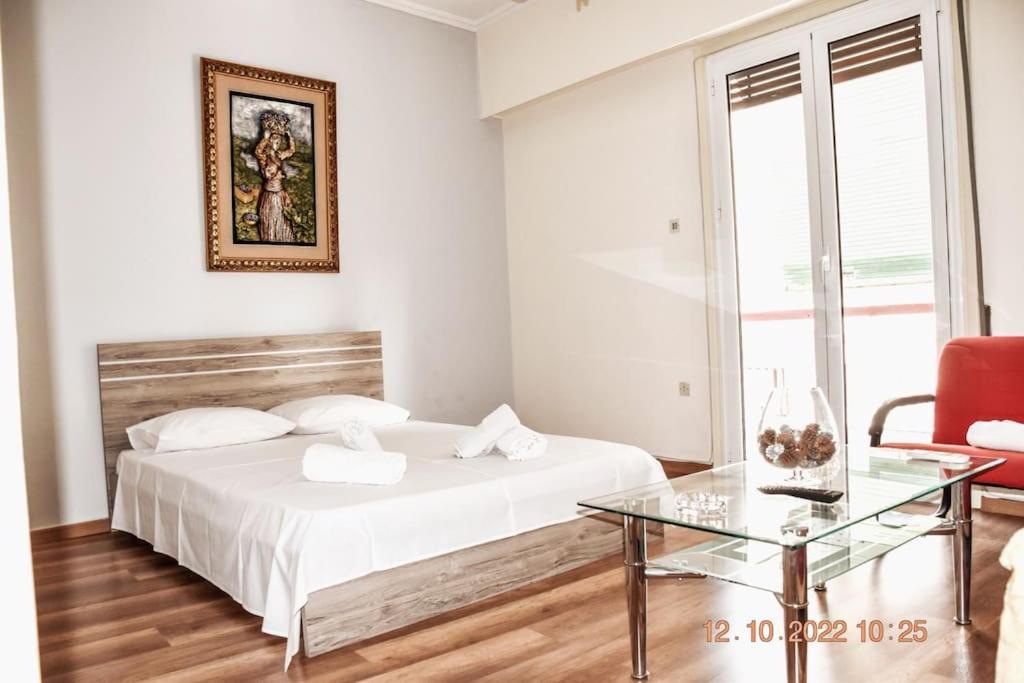 Athens Central 3Bd Apartment Next To Metro Luxury المظهر الخارجي الصورة